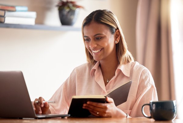 Avis studi : les atouts d'une formation en ligne complète